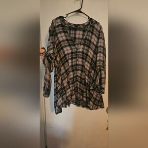 Torrid Black and White Pleated Bubble Midi Skirt